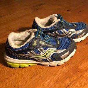 Saucony boys shoes.
